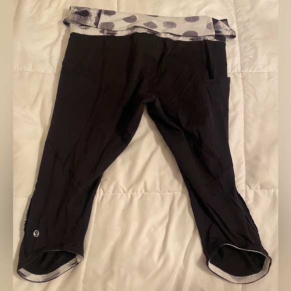 Lululemon Run Nothing To Hide Crop - Picture 2 of 2